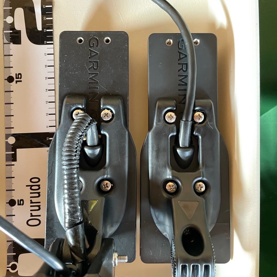 真ブログ ミニボート向け ガーミンの魚探 振動子の選び方 Garmin